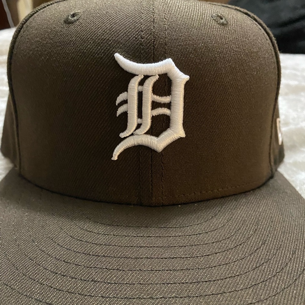 Detroit Tigers New Era Team Logo 59FIFTY Fitted Hat